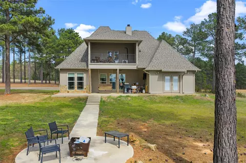 Exterior - 279 Lake Rd, Plain Dealing, LA 71064 photo 5 of 9