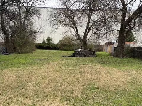 2736 Cedardale Rd, Lancaster, TX 75134