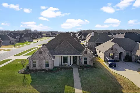 501 Hempstead Cir, Benton, LA 71006