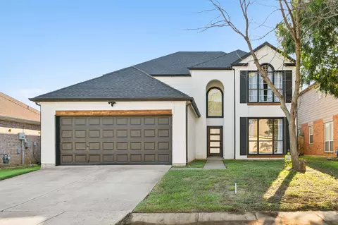 808 Lake Bridge Dr, Lake Dallas, TX 75065