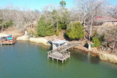 120 Private Road 365, Fairfield, TX 75840