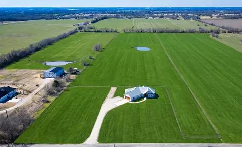 2415 Bucksnort Rd, Van Alstyne, TX 75495