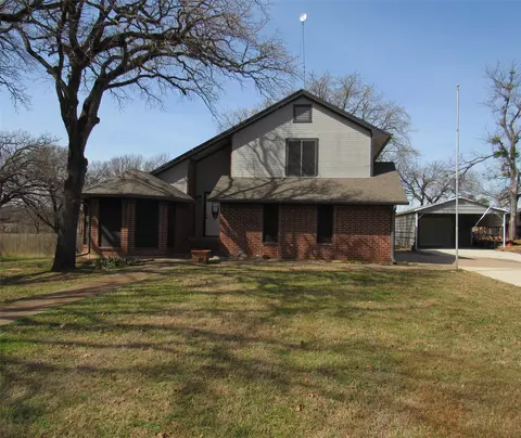 109 Woody Ray Dr, Elm Mott, TX 76640