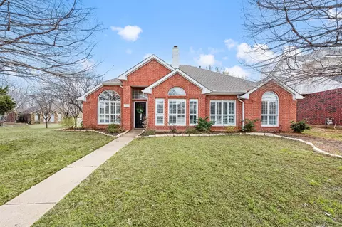 1604 Los Altos Ct, Arlington, TX 76006