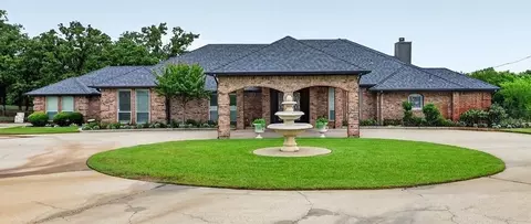 7401 Bent Trl, Mansfield, TX 76063