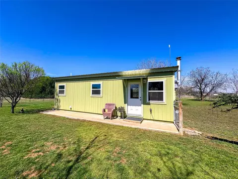 1209 Taylor Ave, Rule, TX 79547