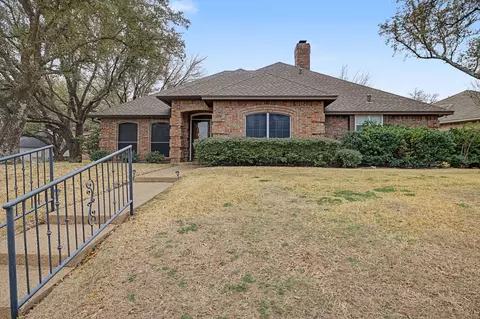 7513 Ramble Wood Trl, Fort Worth, TX 76132