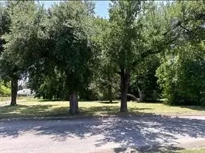 600 SW 4th St, Cooper, TX 75432