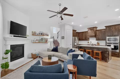 5125 Wakefield Dr, Irving, TX 75038