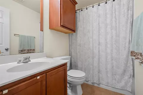 Bath - 10204 Marigold Rd, Waco, TX 76708 photo 2 of 2