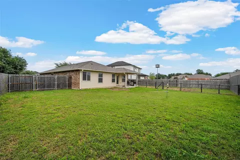 Exterior - 10204 Marigold Rd, Waco, TX 76708 photo 3 of 3