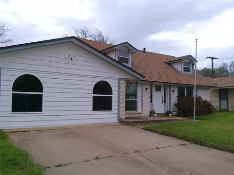 14843 Green Valley Dr, Balch Springs, TX 75180