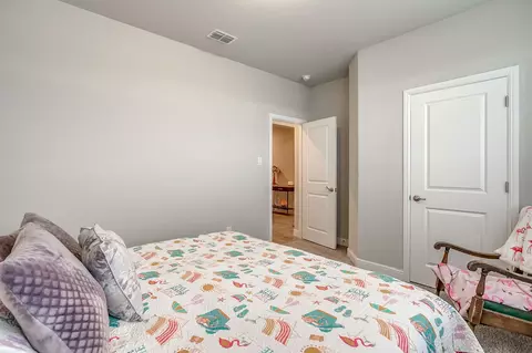 Bedroom - 1824 Millbrae Rd, Cleburne, TX 76033 photo 5 of 8