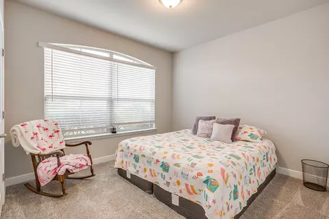 Bedroom - 1824 Millbrae Rd, Cleburne, TX 76033 photo 6 of 8