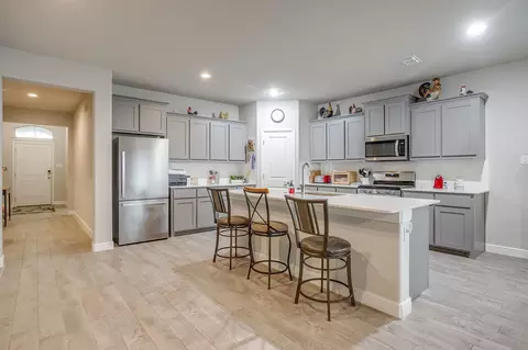 Kitchen - 1824 Millbrae Rd, Cleburne, TX 76033 photo 3 of 5