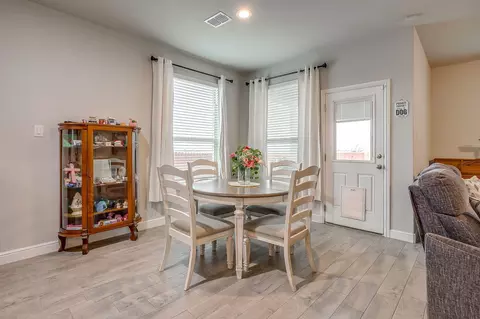 Dining - 1824 Millbrae Rd, Cleburne, TX 76033 photo 2 of 2
