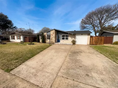 8541 Strathmore Dr, Dallas, TX 75238