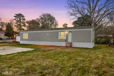 1197 Wafer Rd, Haughton, LA 71037