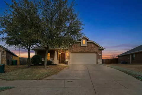 105 Timberline Dr, Waxahachie, TX 75167