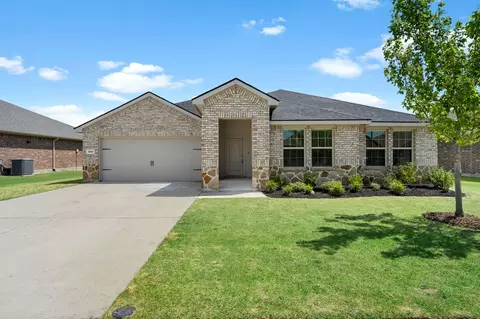 653 Bunker Hill Rd, Fate, TX 75189