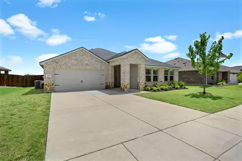 653 Bunker Hill Rd, Fate, TX 75189