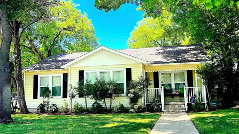 2511 Greenway Dr, Brownwood, TX 76801