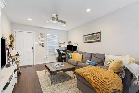 1368 S 12th St, Waco, TX 76706