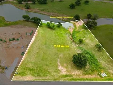 141 Woodbridge Blvd, Bowie, TX 76230