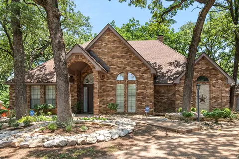 3200 Boyd Ct, Arlington, TX 76017