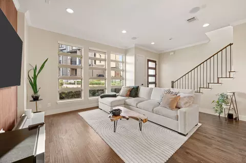 8254 Laflin Ln, Dallas, TX 75231