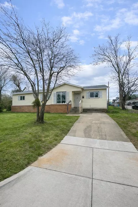 1413 Lindsey St, Fort Worth, TX 76105
