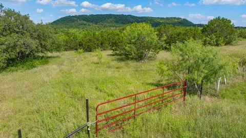 2263 S Main St, Gordon, TX 76453