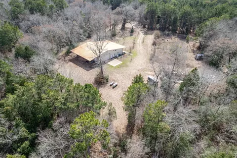 1070 Piney Grv, Rusk, TX 75785