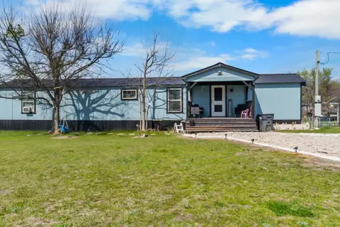 244 Smith Cir, Point, TX 75472