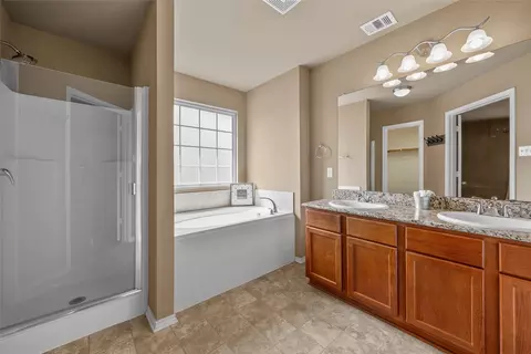 Bath - 10321 Walley Way, Waco, TX 76708 photo 1 of 2