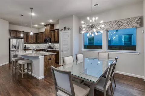 1710 Green Jasper Pl, Arlington, TX 76005