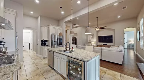 Kitchen - 1417 5th St, Argyle, TX 76226 photo 3 of 4