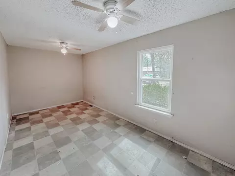 Bedroom - 237 Tall Timber Loop, Whitney, TX 76692 photo 7 of 7