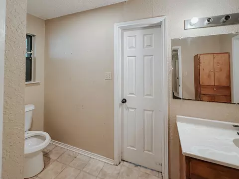 Bath - 237 Tall Timber Loop, Whitney, TX 76692 photo 4 of 5