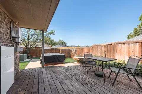 Exterior - 1144 Morningside Ct, Mesquite, TX 75150 photo 4 of 6