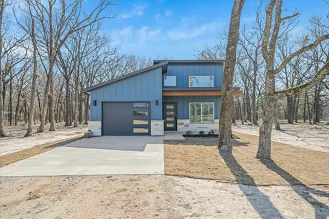 232 Vz County Road 3722, Wills Point, TX 75169