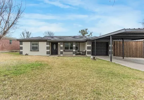 4017 Tejas Trl, Lake Worth, TX 76135