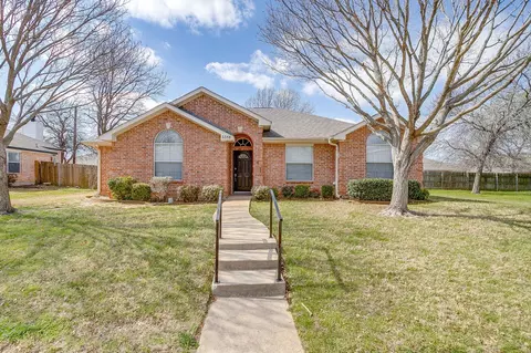 5518 Chimney Rock Dr, Arlington, TX 76017