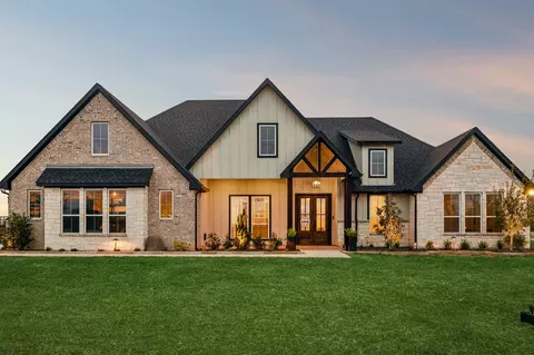1179 Harrell Rd, Howe, TX 75459