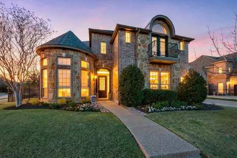 2211 Carrick Dr, Trophy Club, TX 76262