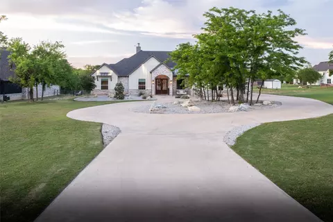 1401 Hunt Rd, Gunter, TX 75058