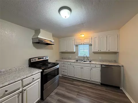 Kitchen - 203 W Nolan St, Lorena, TX 76655 photo 3 of 3