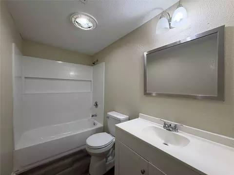 Bath - 203 W Nolan St, Lorena, TX 76655 photo 1 of 1