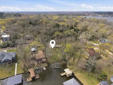 329 Callender Lake Dr, Murchison, TX 75778