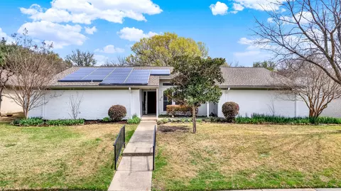 2554 Parkhaven Dr, Plano, TX 75075